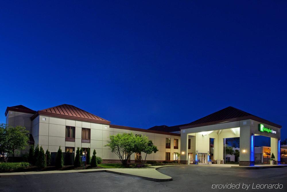 Candlewood Suites Pittsburgh-Cranberry, An Ihg Hotel Cranberry Township Exterior photo