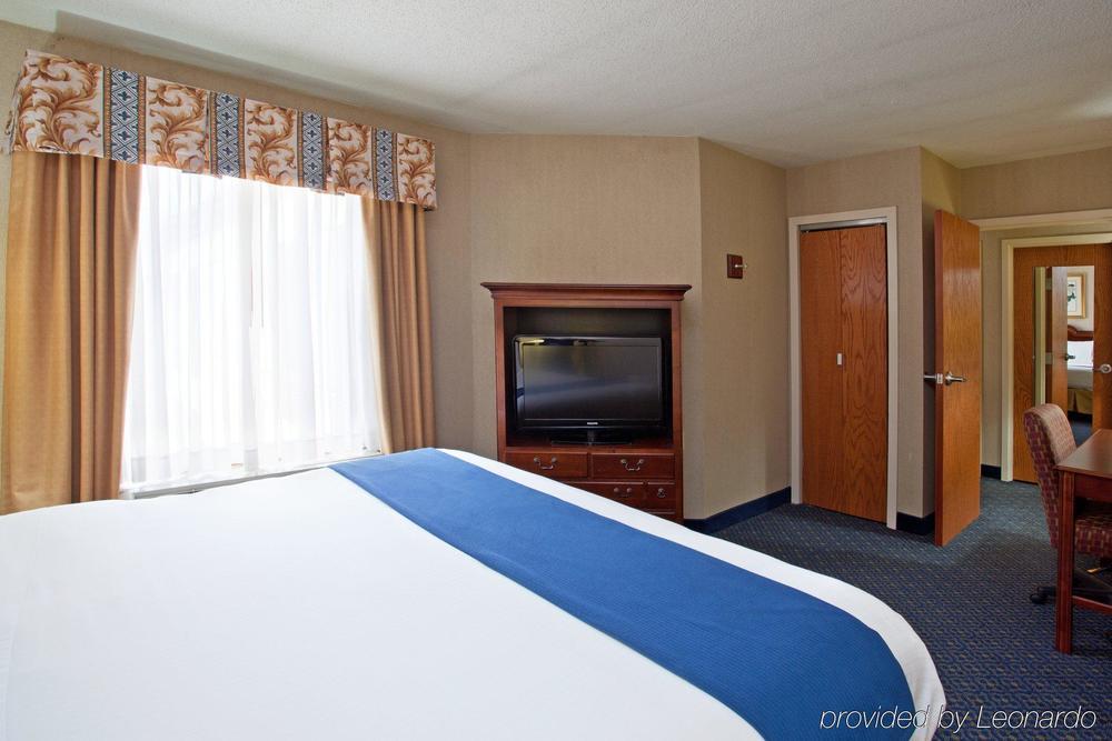 Candlewood Suites Pittsburgh-Cranberry, An Ihg Hotel Cranberry Township Exterior photo